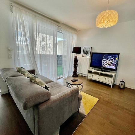 Sweet Escape Paris Centre - 3 Bds- Terrasse - Stade De France - Montmartre Saint-Ouen  Luaran gambar